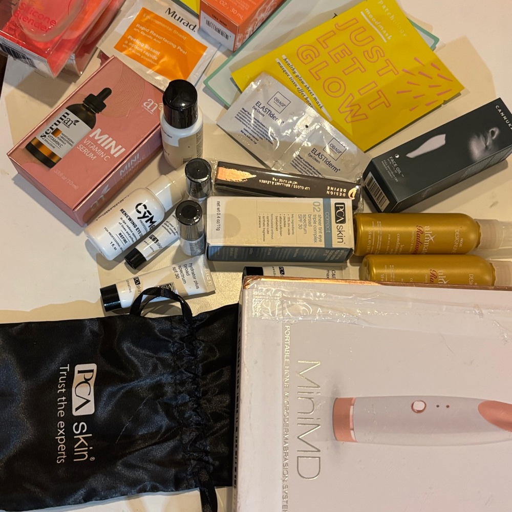 MiniMD Portable Microdermabrasion Device and skin care bundle NWT - Picture 2 of 16
